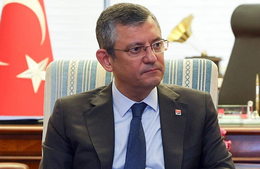 Özgür Özel'in memleketinde büyük sürpriz! CHP'den tarihi fark