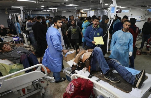 İsrail ordusu yine hastaneye saldırdı