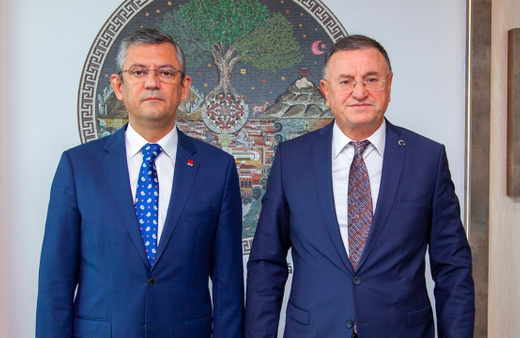 Lütfü Savaş'a 'anket' şoku! CHP kulislerinde Hatay için 2 adayın ismi geçiyor