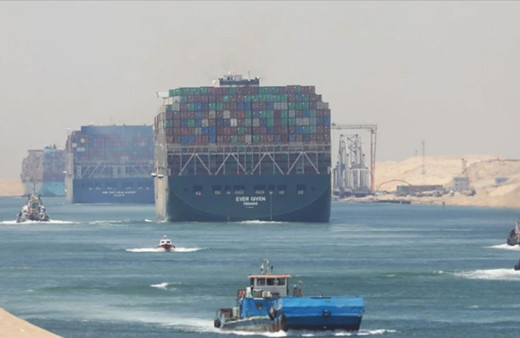 Mısır'ın Süveyş Kanalı geliri yüzde 50 azaldı