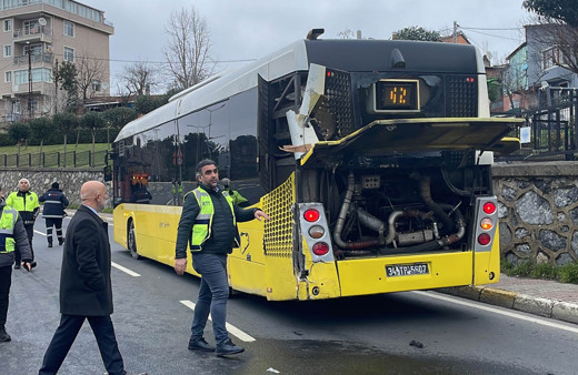 Sarıyer'de İETT otobüsüne çöp kamyonu çarptı! 2'si ağır 3 yaralı