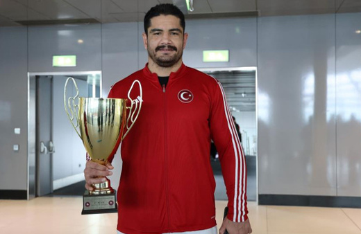 31 yıl sonra Avrupa şampiyonu olan Serbest Güreş Milli Takımı, yurda döndü!