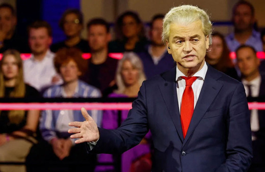 Irkçı ve İslam karşıtı lider Wilders'dan Feyza Altun'a destek