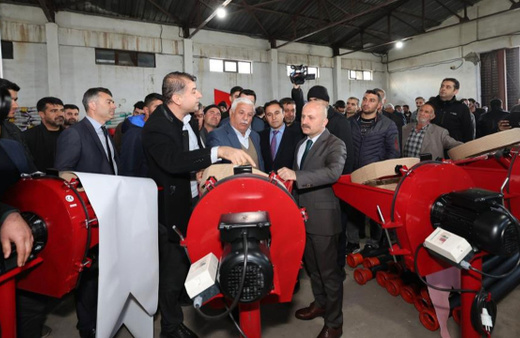 Adıyaman'da çiftçilere zirai alet ve ekipman dağıtıldı