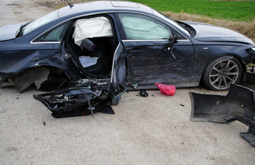 Edirne’de otomobil ile tır çarpıştı: 1 yaralı