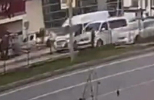 Batman’da otomobilin çarptığı kız metrelerce havaya fırladı