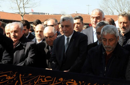 Bakan Ömer Bolat'ın acı günü: Babası son yolculuğuna uğurlandı