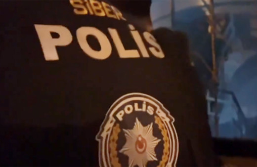 Çocuk pornocularına operasyon! 15 ahlaksız yakalandı