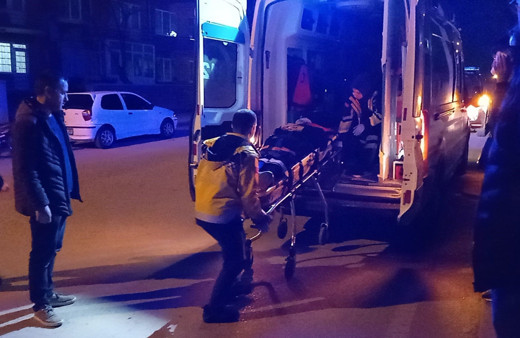 Sosyal medyadan tartışan çocuklar kavga etti: 2 yaralı