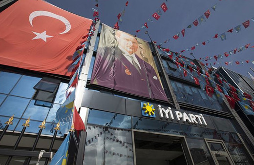 İYİ Parti'de bir toplu istifa daha!