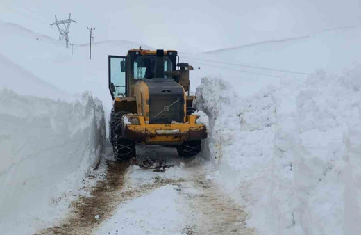 3 ilde kar nedeniyle 159 yerleşim yerinin yolu kapandı!