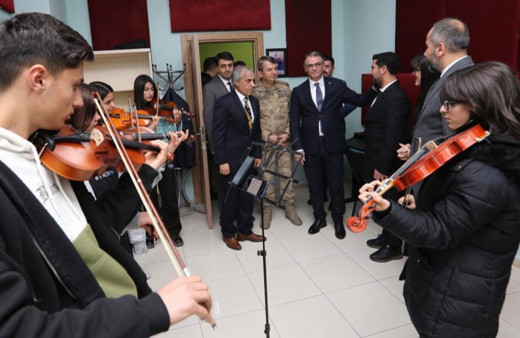 Van Büyükşehir Belediyesi Konservatuvarı Açıldı