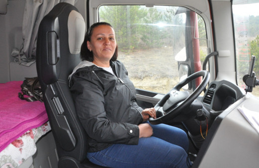 40 yaşında erkeklere taş çıkaran kadın şoförünün hedefi Avrupa’ya çıkmak