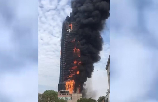 Gökdelende yangın faciası! Çok sayıda ölü var