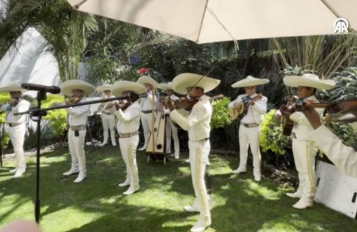 Meksika'da Mariachiler'den Türkçe konser! İstiklal Marşı'nı da çaldılar