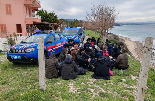 Çanakkale'de 68 düzensiz göçmen yakalandı