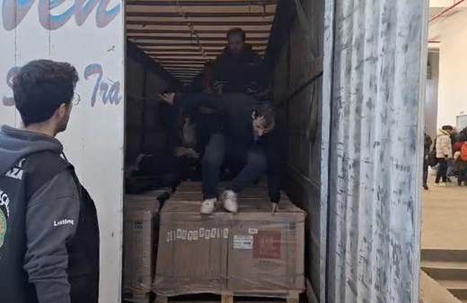 İpsala Sınır Kapısı'nda iki tırda 51 düzensiz göçmen yakalandı