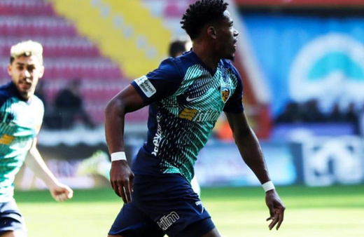 Kayserispor'lu Julian Jeanvier ilk golünü attı