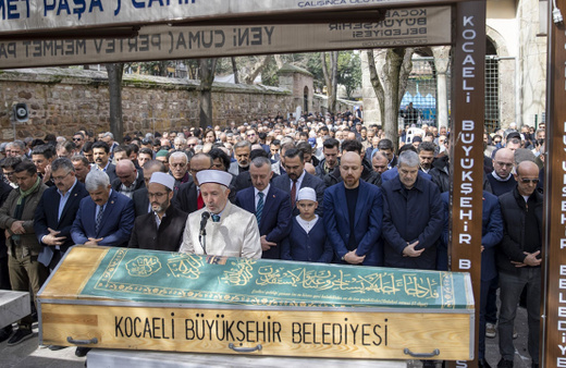 Bilal Erdoğan'ın eşinin dedesinin cenazesi, Kocaeli'de toprağa verildi