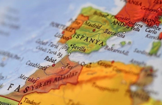 40 kadar düzensiz göçmen yüzerek Fas'tan İspanya'ya geçti!