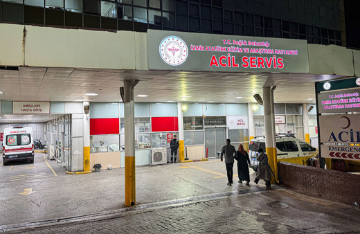 İzmir'de otomobilin çarptığı yaya hayatını kaybetti!