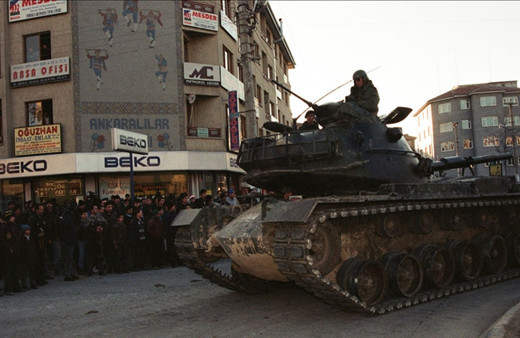 28 Şubat "postmodern darbe"nin üzerinden 27 yıl geçti