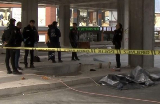 Beylikdüzü’nde inşaatta çalışan işçi asansör boşluğuna düşerek hayatını kaybetti