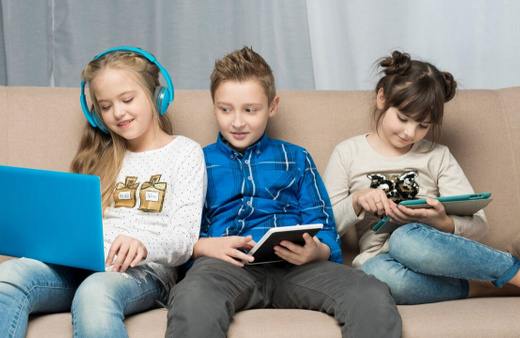 Öğrenciler günde 3 saatlerini dijital oyun oynayarak geçiriyor