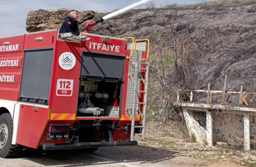Ağaçlık alanda çıkan yangın korkuttu