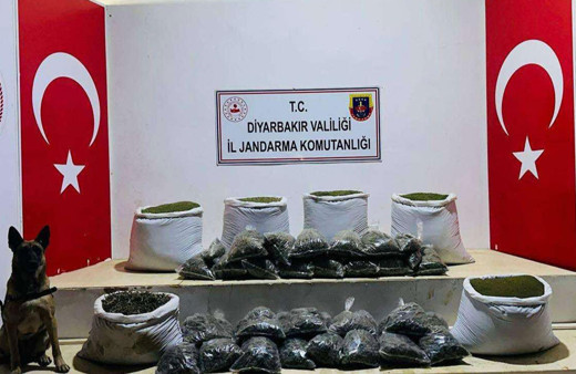 Diyarbakır'da 226 kilogram esrar ele geçirildi