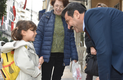 Pamukkale Adayı Ertemur’dan 24 saat vardiyalı kreş sözü verdi