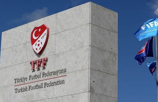 Galatasaray-Fenerbahçe Süper Kupa maçının saati değişti