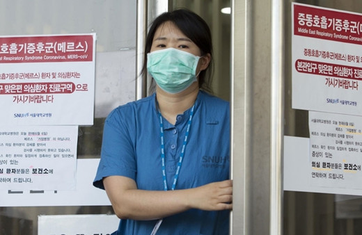 Güney Kore'de, protestocu doktorların lisansları askıya alınacak