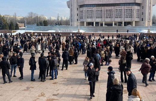 Kazakistan’da 6,1 büyüklüğünde deprem!