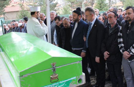 Kütahya'da çayda cesedi bulunan çocuk defnedildi