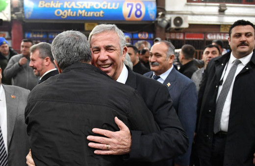 Mansur Yavaş esnafla buluştu! Gezerek tek tek not aldı