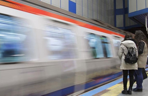 Ulaştırma ve Altyapı Bakanı Abdulkadir Uraloğlu duyurdu! İstanbul'a bir metro hattı daha geliyor