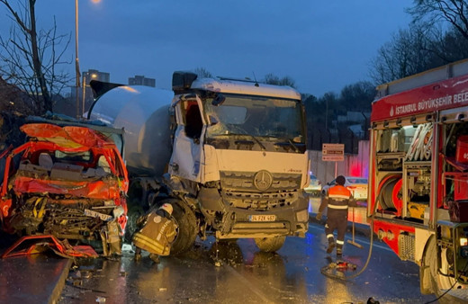 İstanbul'da beton mikseri kamyonla çarpıştı: 1 kişi ağır yaralandı!