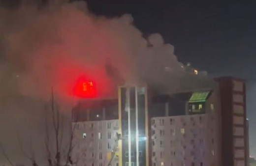 Esenyurt’ta 11 katlı rezidansta korkutan yangın