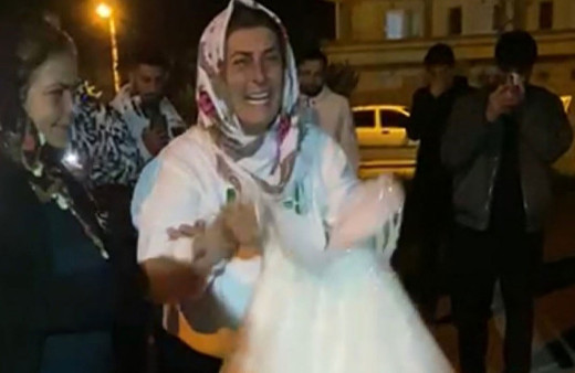 Polis memuru eski eşi tarafından öldürülen Mervegül Bayer’in gelinliğini annesi yaktı!