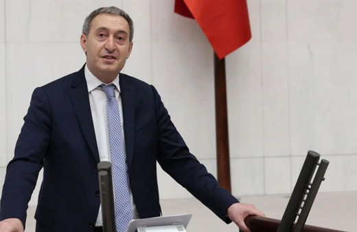 DEM Parti'nin 'SİHA' rahatsızlığı: SİHA'ya değil, onurlu bir barışa ihtiyaç var