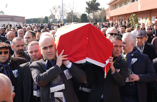 Vefat eden Eski Fenerbahçe Başkanı Tahsin Kaya için Dereağzı'nda tören düzenlendi