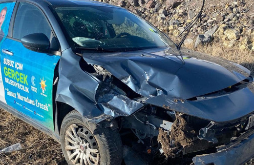 Kars'ta AK Parti Susuz Belediye Başkan adayı trafik kazası geçirdi
