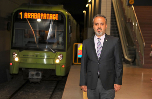 Bursa Büyükşehir Belediye Başkanı Alinur Aktaş: Raylı sistem hattı 89 kilometreye çıkacak
