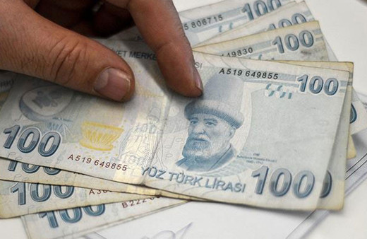 Nisan ayında yatması bekleniyordu! Emekliler bayram ikramiyelerini o tarihte alacak