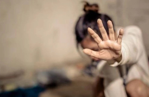 Baldızı aşık etme büyüsü yaptırmak için aradı! Duydukları yuh çektirdi! Seans ücretine bakın