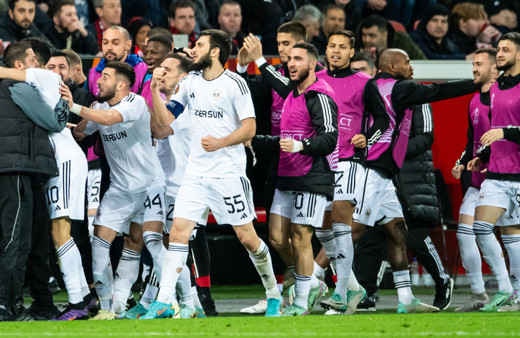 Liverpool Sparta Prag'ı gole boğdu Azerbaycan takımı Karabağ turu kılpayı kaçırdı