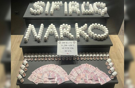 Afyonkarahisar'da 11 bin 200 adet uyuşturucu hap ele geçirildi
