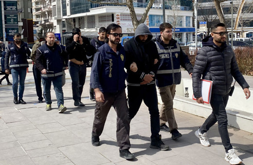 Kırşehir'de 11 düzensiz göçmen yakalandı