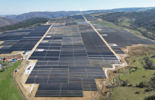 Türkiye’nin en büyük GES projesi elektrik üretmeye başladı